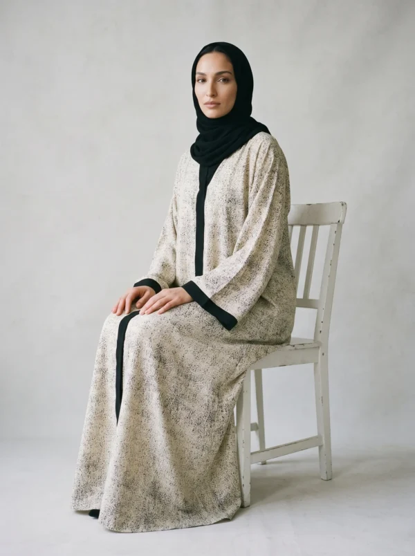 Ivory Noir Abaya